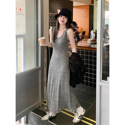 <曾小咸推荐>3.14现货秒杀 ！微信超特价！韩系u领针织背心连衣裙 日常159.99 立减80 秒杀79.99！！ 商品图2