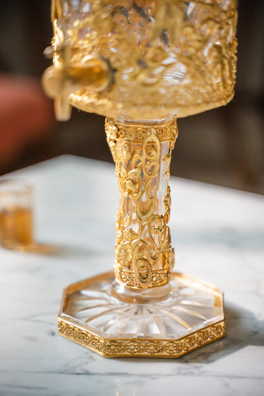 独角鹿西洋古董19世纪末20世纪初法国出品新艺术风格铜鎏金精雕装饰水晶酒桶摆件 商品图8