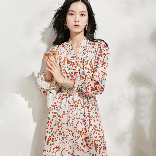 剩S 芳外连衣裙8T22AL0229 商品图1