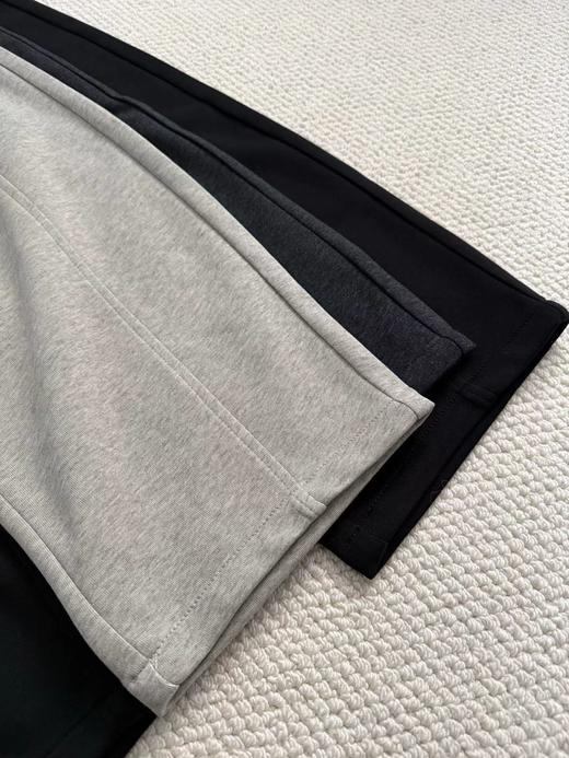 F031234春款纯棉廓形宽松修饰腿型刺绣小马弯刀休闲卫裤 商品图4