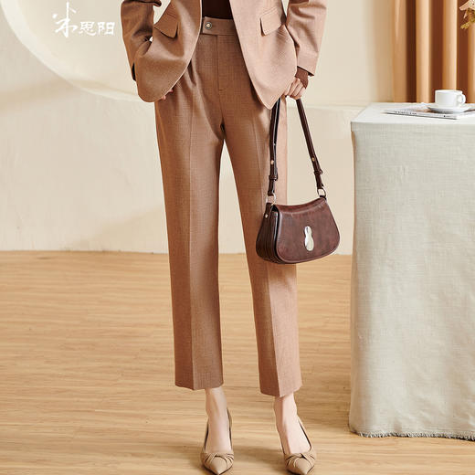 剩S 米思阳2026春季新款轻奢通勤休闲裤肌理感高腰修身卡其色裤子2735 商品图0