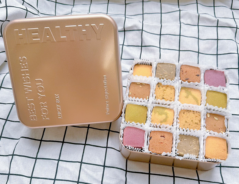 狮子家-马赛克曲奇💰168/罐 包含8种口味，净重约620g，约90片