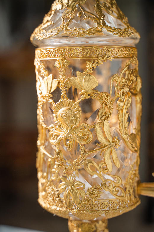 独角鹿西洋古董19世纪末20世纪初法国出品新艺术风格铜鎏金精雕装饰水晶酒桶摆件 商品图5