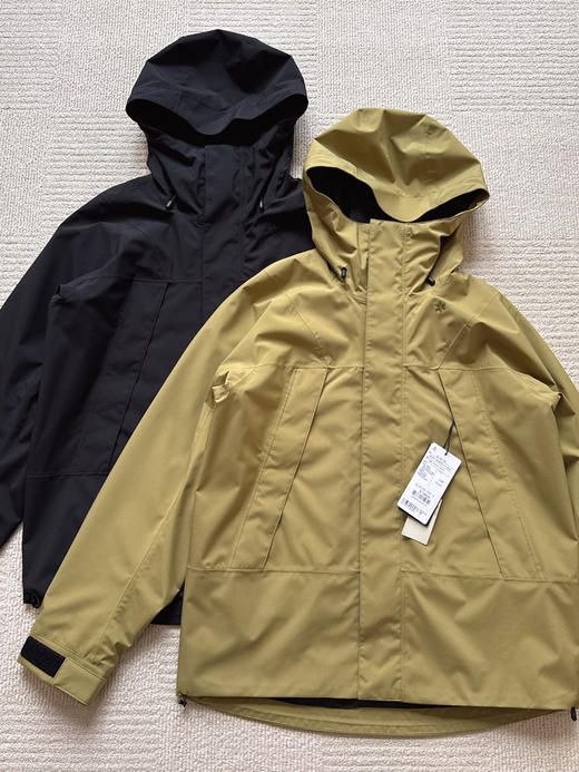 312-10  纯圆正 Gold男士连帽户外冲锋衣 柔软细腻亲肤舒适 老朱176/148穿3码合适 商品图7