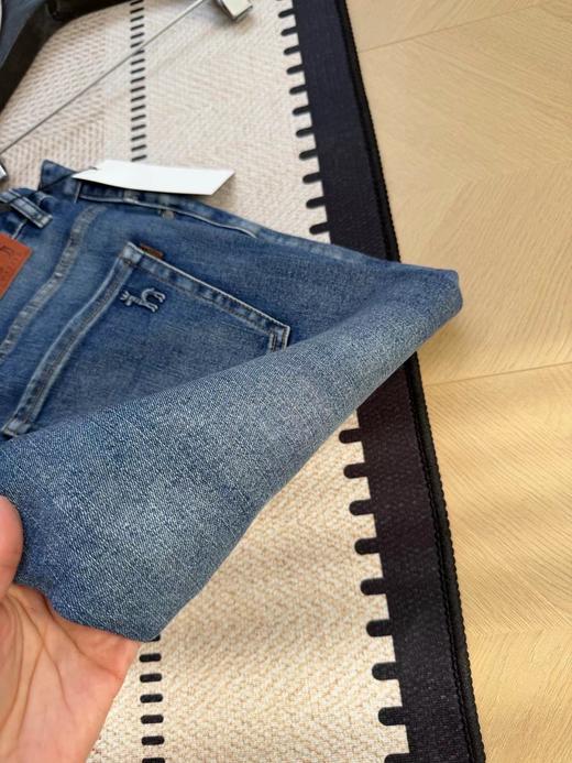 F031203春夏新款男士挺括舒适直筒修饰腿型无束缚刺绣小狗水洗牛仔长裤 商品图13