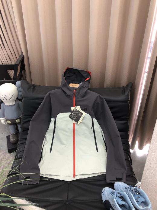 点此购买 可隆春秋季1992C-KNIT男女款冲锋衣 kk 341971 商品图2