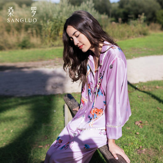 【孙千同款】明星同款桑罗魔法小狗桑蚕丝俏皮撞色家居服女四季可穿情侣家居服眼罩睡裙 商品图3