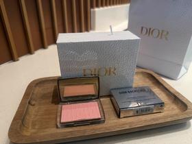 F031255春季新品浮雕粉质纹路提气色减龄元气003色号单色腮红