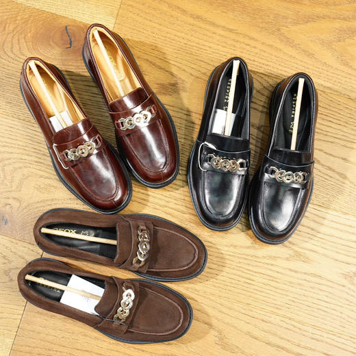 【秒杀价已调 直接拍】健乐士2026新款 GEOX女 经典 乐福鞋 商品图1