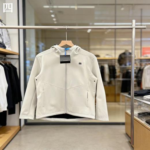 F031228户外软壳防泼水层次感丰富细腻舒适连帽反光条夹克外套 商品图4