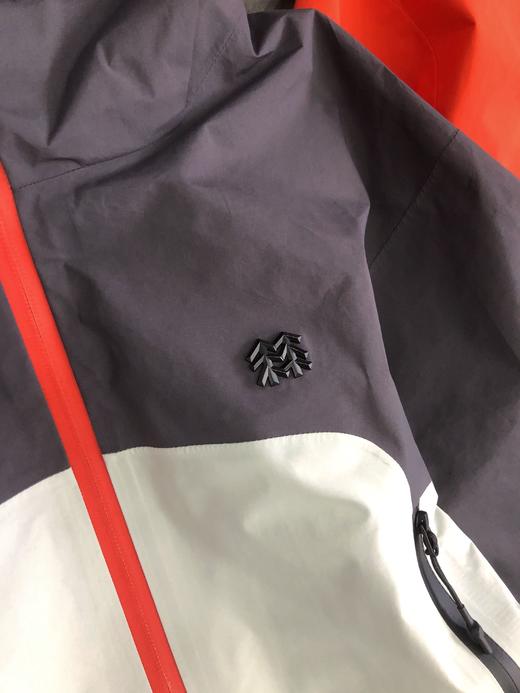 点此购买 可隆春秋季1992C-KNIT男女款冲锋衣 kk 341971 商品图10