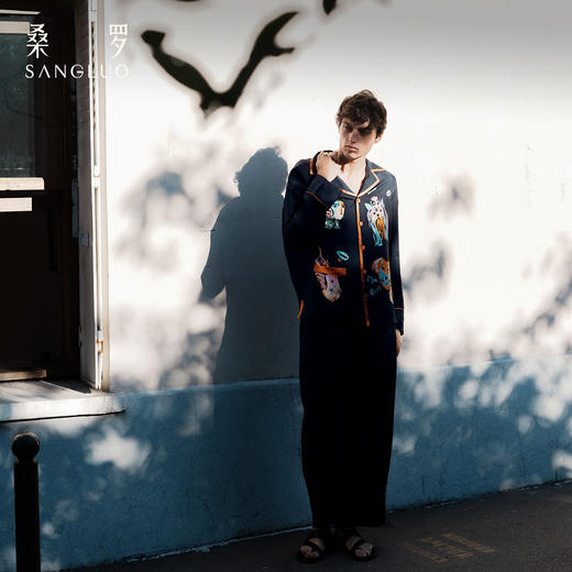 桑罗魔法小狗涂鸦印花藏青色简约男士家居服桑蚕丝 商品图4