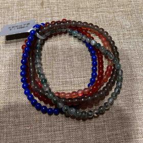 1080元/条五彩哈达手链