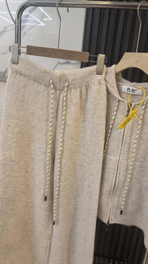 F031205温柔松弛宽松日常高腰垂顺休闲居家慵懒随性针织连帽套装 商品图14