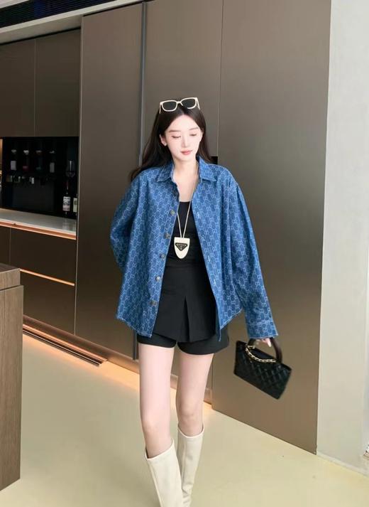 F031254新款满印双G字母单排扣情侣款洗水牛仔衬衫上衣外套 商品图3