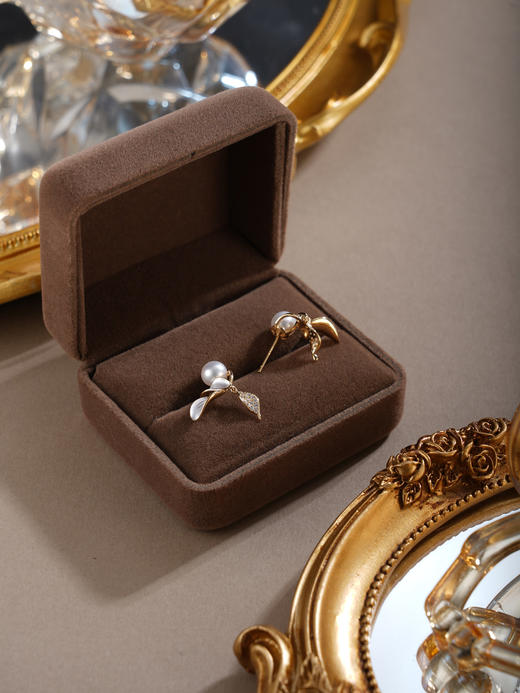 子佩集【‌仙姬珠华】银S925珍珠惜王妃耳钉【YE0885】双色兰花草2602 商品图6