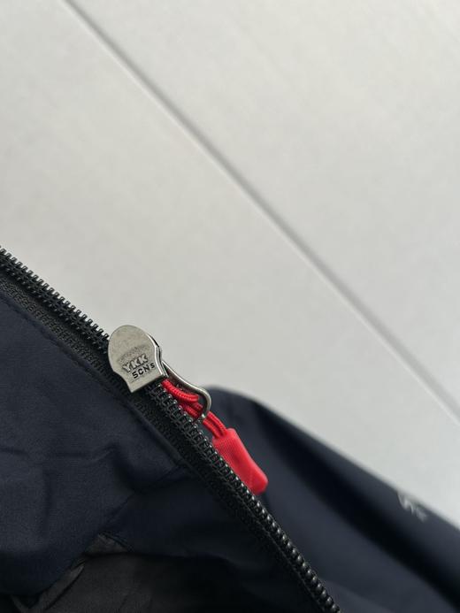 点此购买 海丽汉森春秋季男士户外防水防风透气梭织外套 zc 342076 商品图6