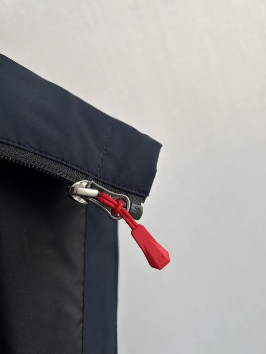 点此购买 海丽汉森春秋季男士户外防水防风透气梭织外套 zc 342076 商品图10