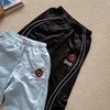 F031232美式潮流缎面贴片logo针织运动裤男女同款学院风刺绣运动裤 商品缩略图4