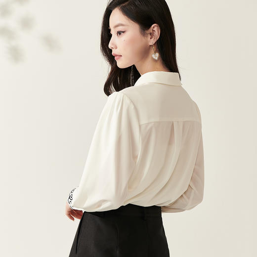 剩 米思阳新款气质职业镂空袖衬衣宽松白色翻领衬衫上衣女8T23AC0214 商品图4