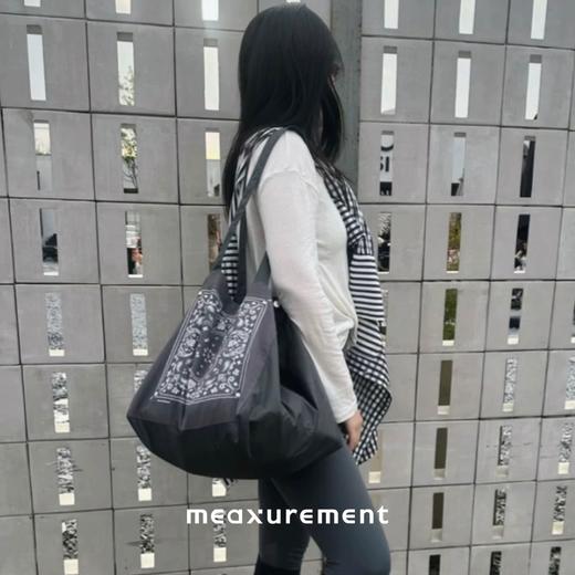 Meaxurement 复古腰果花托特包布包 大容量托特   尺寸：32*32*32开口处长62 商品图1