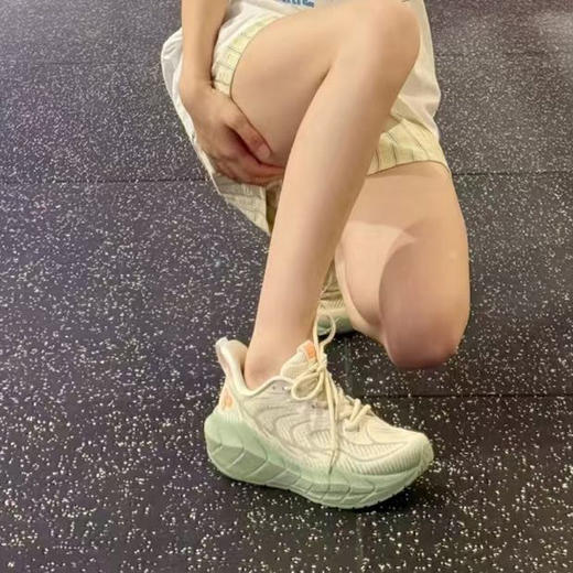 【原价500+！清仓特价69块9抢史莱辛格运动跑鞋！男女款都有！】史莱辛格运动缓震跑鞋｜百年老品牌！脚感QQ弹弹，怎么穿都得劲！基地直邮 商品图1