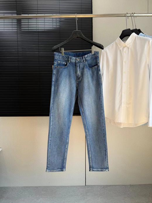 F031203春夏新款男士挺括舒适直筒修饰腿型无束缚刺绣小狗水洗牛仔长裤 商品图0