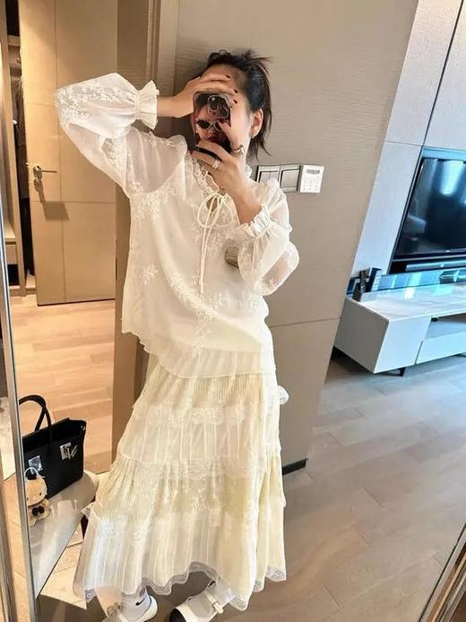 【服饰/饰品】浮花柔衫～重工微皱线绣肌理感小衫 C127065 商品图0