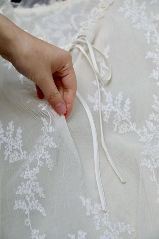 【服饰/饰品】浮花柔衫～重工微皱线绣肌理感小衫 C127065 商品图9