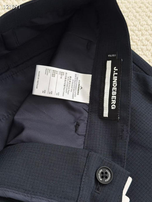 原单正品 J.Lindeberg男士高尔夫裤吸湿排汗四向延展舒适贴合耐用耐穿
线上1700+
尺码 170-175-180-185 商品图5