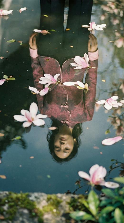 立领轻国风弧形门襟摆花扣外套 商品图7