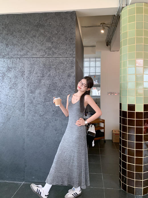 <曾小咸推荐>3.14现货秒杀 ！微信超特价！韩系u领针织背心连衣裙 日常159.99 立减80 秒杀79.99！！ 商品图11