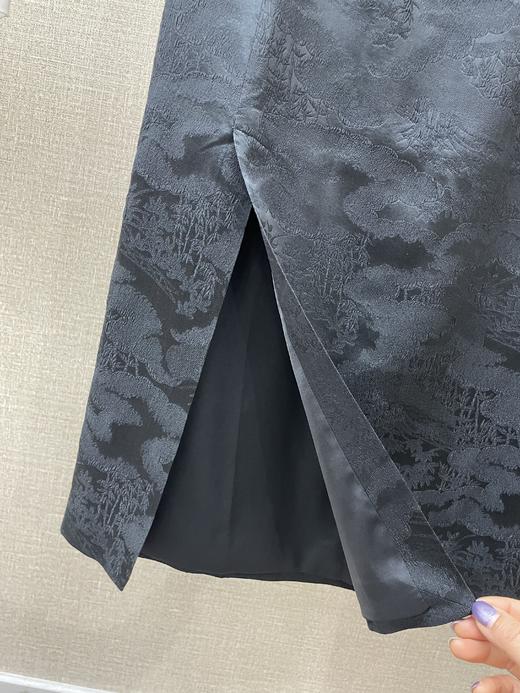 缎面刺绣开衩半裙 商品图4