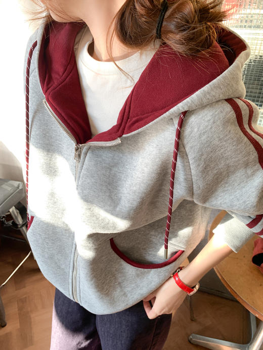 <曾小咸推荐>3.15现货秒杀 ！微信超特价！撞色边连帽卫衣 日常229.99 立减110 秒杀119.99！！ 商品图7