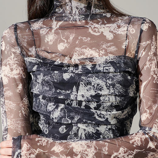 芳外新款高级感网纱薄款长袖内搭T恤水墨打底衫上衣8I23DT1471 商品图3