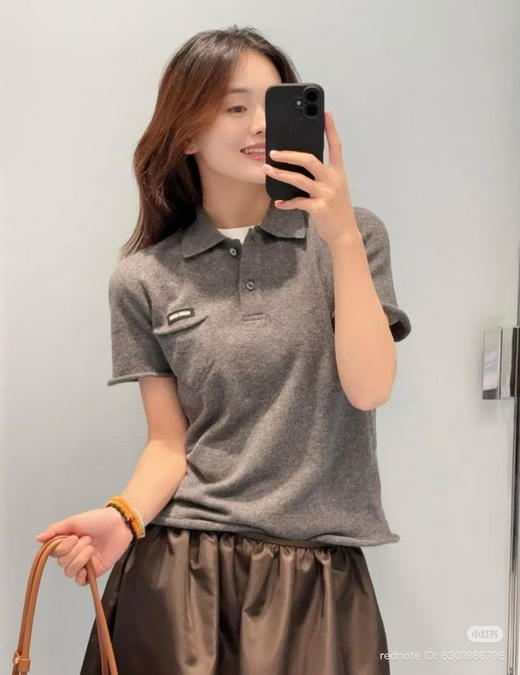 314-4 独家圆正 miu小徽标 羊绒 polo领 短袖针织 我穿42 商品图0