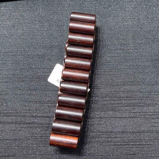 300元/条小叶紫檀坦克珠 商品图1