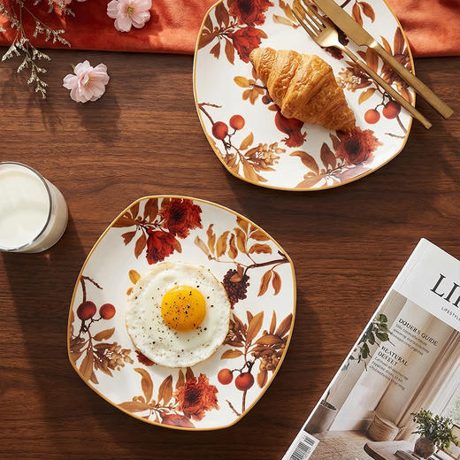 大英博物馆 新巴洛克系列 榴华叠影骨瓷盘 商品图3