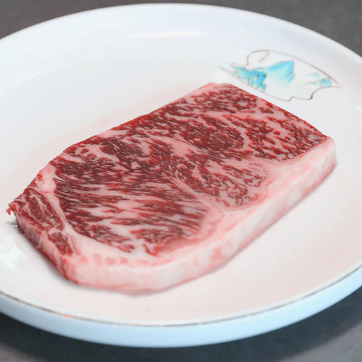 【冷冻】新疆国产高端有机安格斯西冷牛排A5级别180g*3盒 商品图2