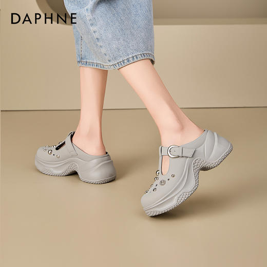 达芙妮厚底洞洞鞋女款2025夏季新款外穿小个子增高凉鞋包头半拖鞋2503026 商品图9