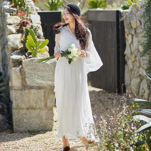 【林栖设计小店】花间缱绻|优雅绣花多色修身显瘦2026夏新款真丝连衣裙1962200 商品图1