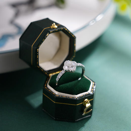 子佩集【四叶清辉】S925银戒指【FYJ-0618101】时尚白贝母四叶草锆石2509 商品图2