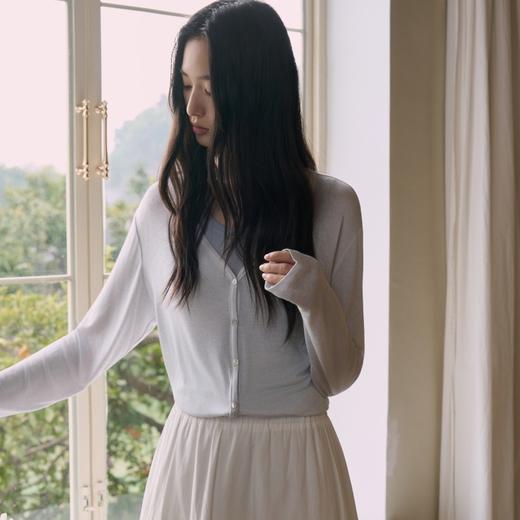 下单7-10天发货！SPLELED 蚕丝羊毛零感开衫 9786 美利奴羊毛+兰精天丝+桑蚕丝 原始质感 清爽透气有垂感 商品图5