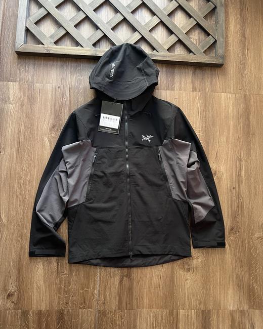 点此购买 始祖鸟ARC春秋季男女款SERRATUS登山攀岩HOODY软壳衣 xj 342203 商品图1