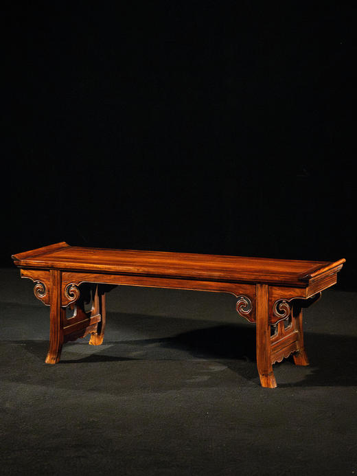 清	黄花梨夹头榫如意云纹翘头炕案 商品图0