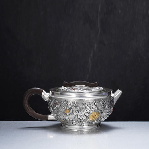 子佩集【花开福瑞】S999银摆件【ZJ039】茶具花朵嵌金平盖小茶壶2509 商品图3