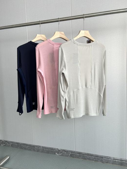 点此购买 遨托邦春秋季女士超细美利奴羊毛干爽长袖T恤 zc 342208 商品图1