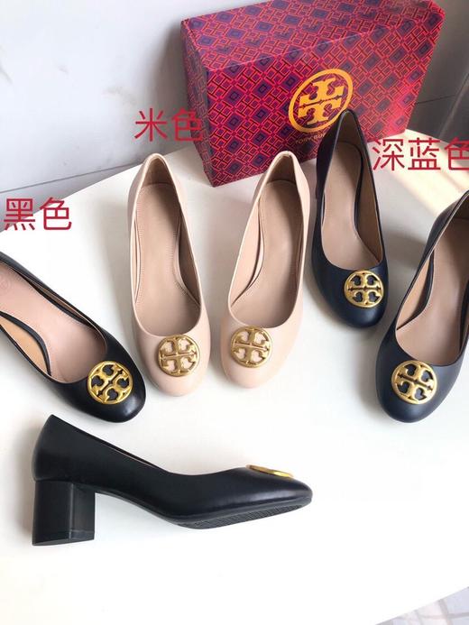 点此购买 Tory Burch春季女士经典粗跟乐福鞋 dx 342247 商品图0