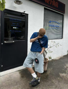 敲高性价比！颜色敲好看的字母印花短袖T恤  情侣款！