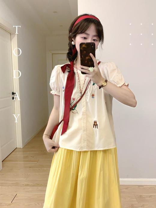 【百图lulu定制】【预售4月23日发】【玫瑰小衫】刺绣花朵 新疆长绒棉 泡泡袖短袖衬衫 商品图3